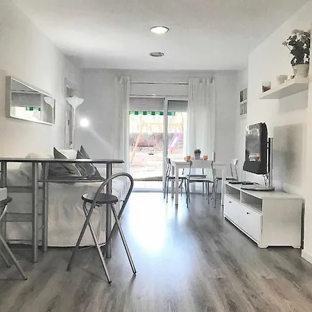 Precioso apartamento en el centro de platja daro Gerona